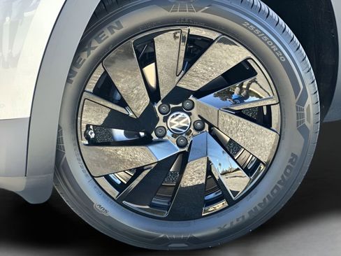 New 2026 Volkswagen Atlas SE image 10