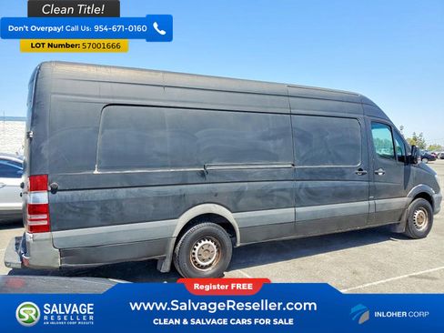 Used 2016 Mercedes-Benz Sprinter 2500 image 4
