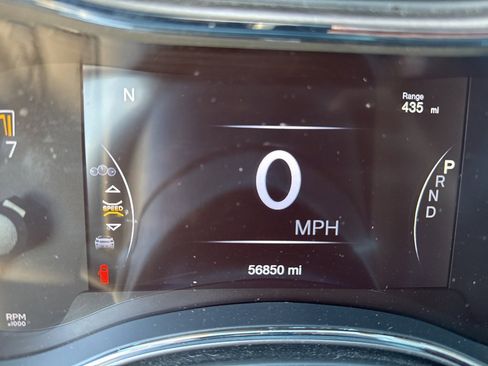 Used 2019 Jeep Grand Cherokee Limited X image 25