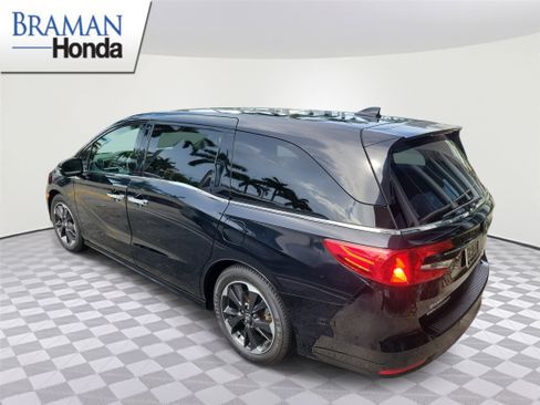 Certified 2023 Honda Odyssey Elite image 4