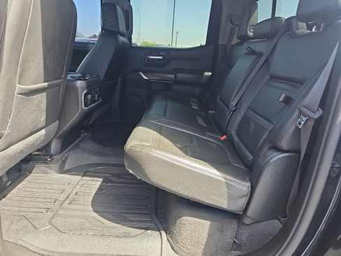 Used 2019 GMC Sierra 1500 Denali w/ Denali Ultimate Package AWD/4WD image 12