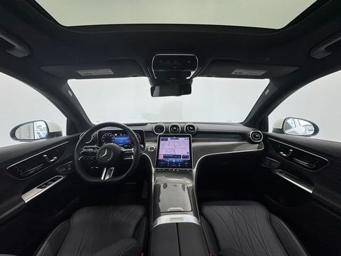 Used 2024 Mercedes-Benz GLC 300 4MATIC image 21