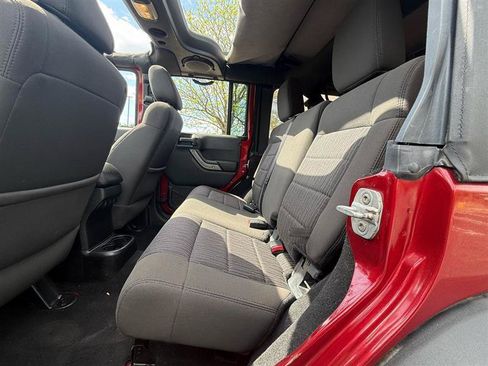 Used 2012 Jeep Wrangler Unlimited Sport AWD/4WD image 13