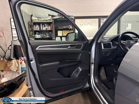 Used 2021 Volkswagen Atlas SE w/ Panoramic Sunroof Package AWD/4WD image 15