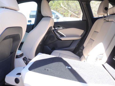 Used 2023 BMW X1 xDrive28i w/ Premium Package image 15