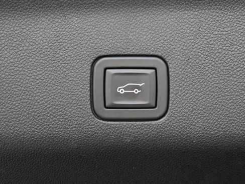 Certified 2024 Cadillac Escalade ESV Premium Luxury image 36