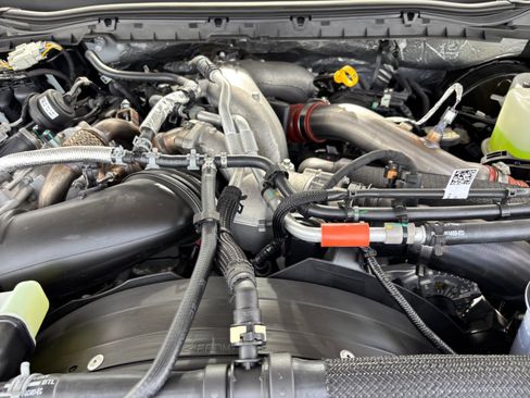 New 2026 Ford F350 Lariat w/ Black Appearance Package image 21