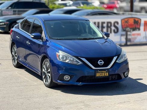 Used 2019 Nissan Sentra SR w/ Exterior Package FWD image 2
