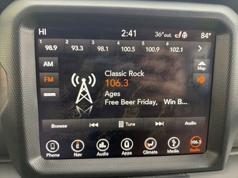 Used 2019 Jeep Wrangler Unlimited Sahara w/ Dual Top Group image 16