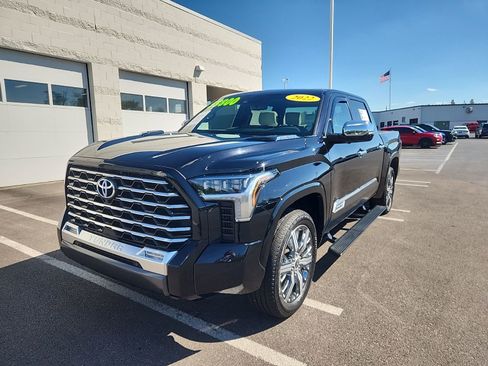 Used 2022 Toyota Tundra Capstone AWD/4WD image 2
