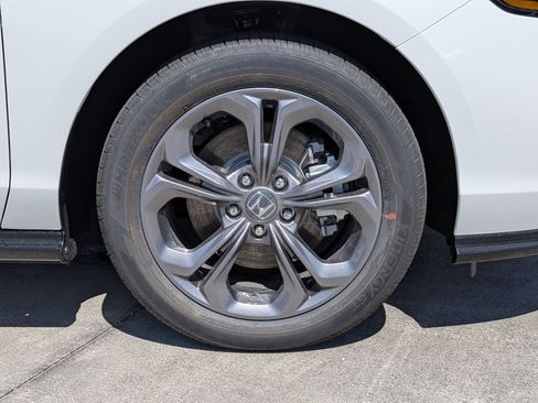 New 2026 Honda Accord EX-L image 11