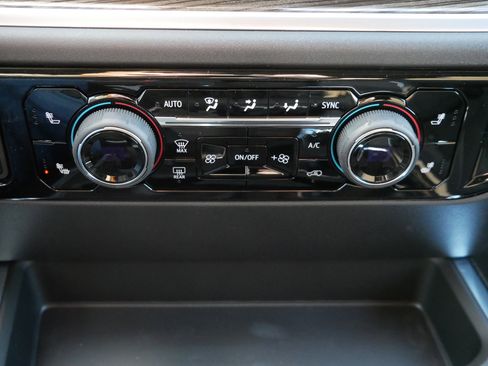 New 2026 Chevrolet Silverado 1500 RST w/ True North Edition Plus AWD/4WD image 8