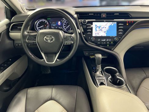 Used 2019 Toyota Camry XLE w/ Driver Assist Package FWD image 24