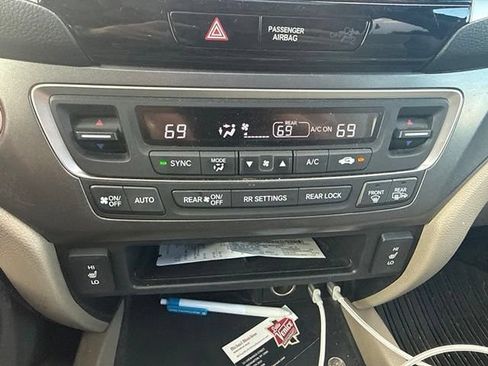 Used 2018 Honda Pilot EX-L image 12