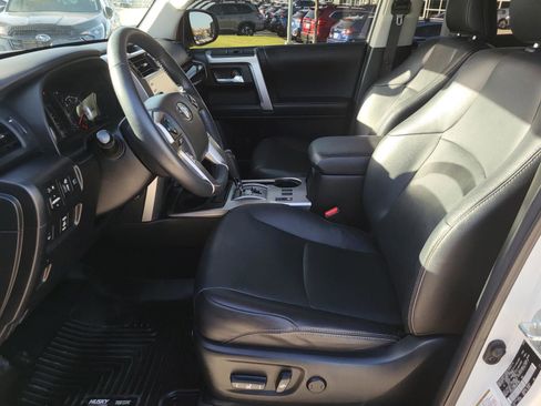 Used 2021 Toyota 4Runner Limited AWD/4WD image 19