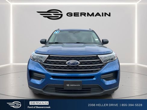 Used 2021 Ford Explorer XLT AWD/4WD image 3
