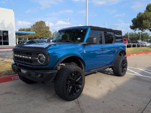 Used 2022 Ford Bronco Black Diamond AWD/4WD image 2