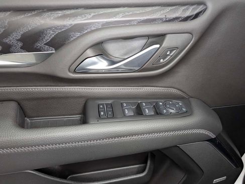 Used 2024 GMC Yukon Denali w/ Advanced Technology Package image 44