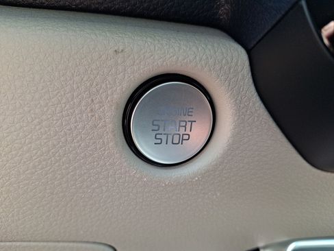 New 2026 Kia Carnival SX Prestige FWD image 14