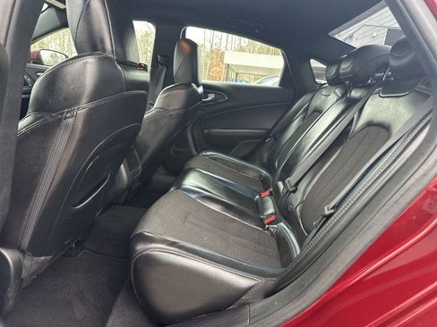 Used 2016 Chrysler 200 S image 24