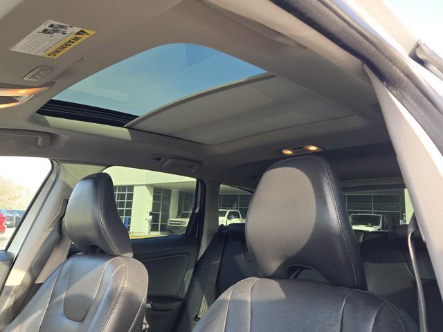 Used 2016 Volvo XC60 T5 Platinum w/ Protection Package AWD/4WD image 27