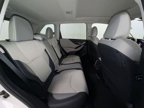 Used 2024 Subaru Forester Premium AWD/4WD image 17
