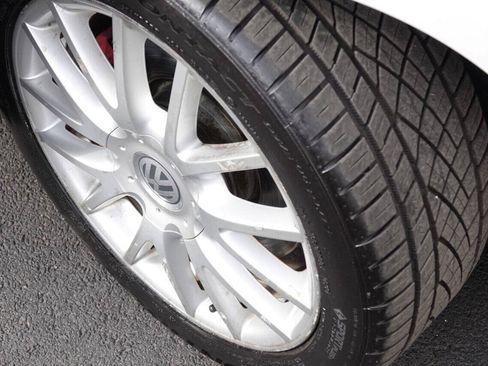 Used 2007 Volkswagen GTI 4-Door FWD image 31