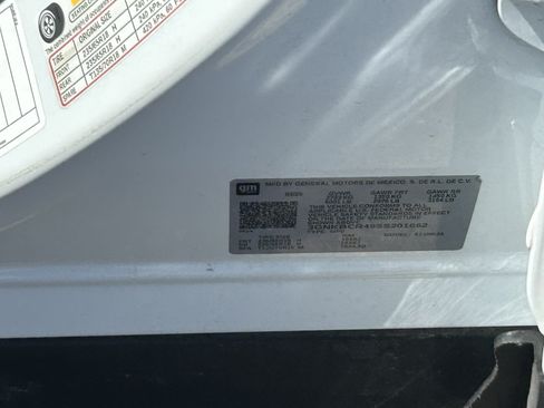 Used 2025 Chevrolet Blazer LT FWD image 21