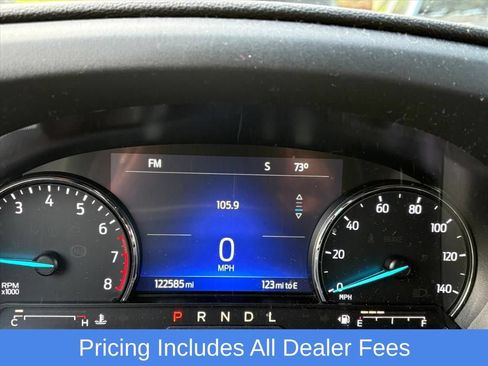Used 2022 Ford Explorer XLT w/ Equipment Group 202A AWD/4WD image 8