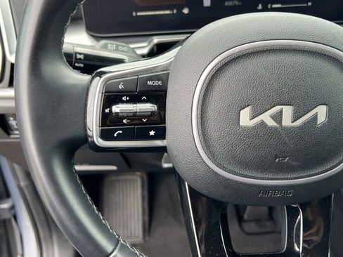 Certified 2024 Kia Sorento S image 24