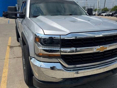 Used 2018 Chevrolet Silverado 1500 LT AWD/4WD image 3
