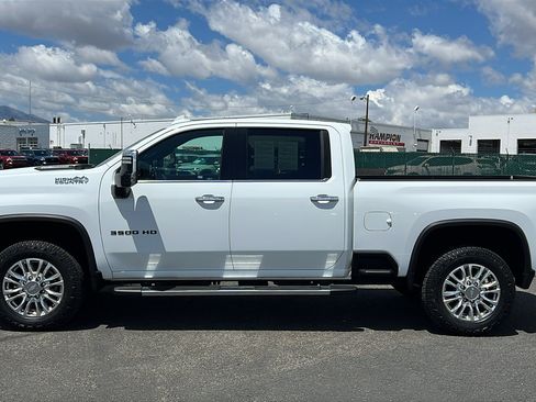 Used 2020 Chevrolet Silverado 3500 High Country w/ Z71 Off-Road Package AWD/4WD image 9