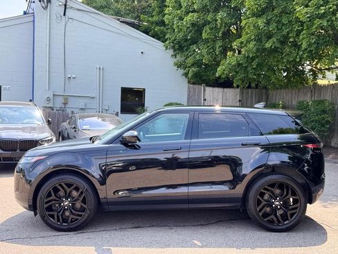 Used 2023 Land Rover Range Rover Evoque SE AWD/4WD image 3