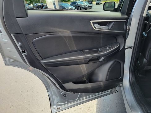 Used 2021 Ford Edge SEL w/ Convenience Package AWD/4WD image 19