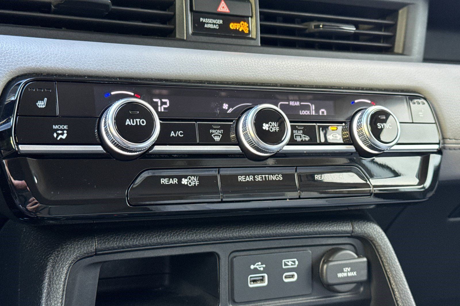 Used 2025 Honda Pilot EX-L image 19
