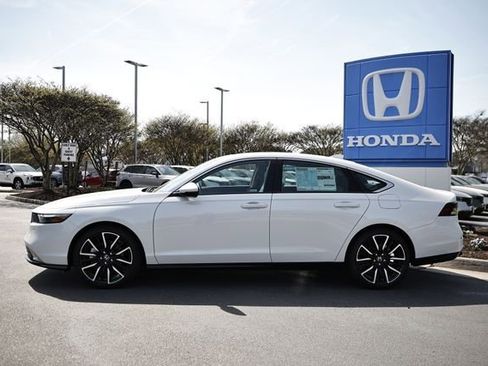New 2026 Honda Accord Touring image 5