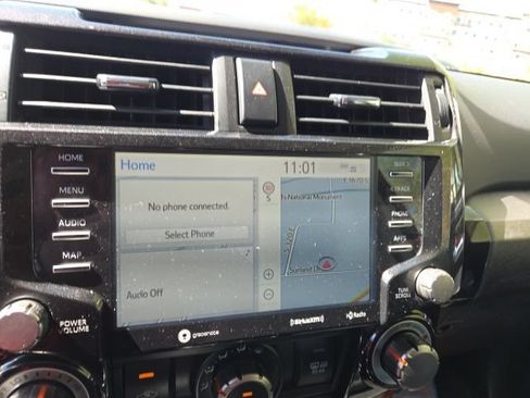 Used 2021 Toyota 4Runner TRD Off-Road Premium w/ Moonroof Package AWD/4WD image 8