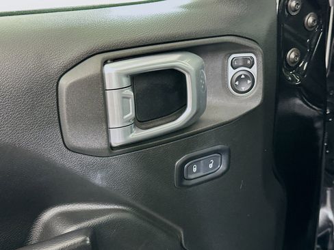 Used 2019 Jeep Wrangler Unlimited Sport S image 15