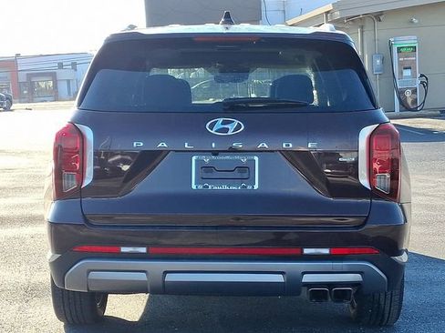 Used 2024 Hyundai Palisade Limited AWD/4WD image 5