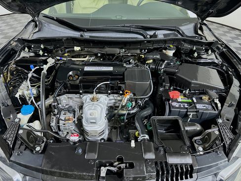 Used 2014 Honda Accord LX image 30