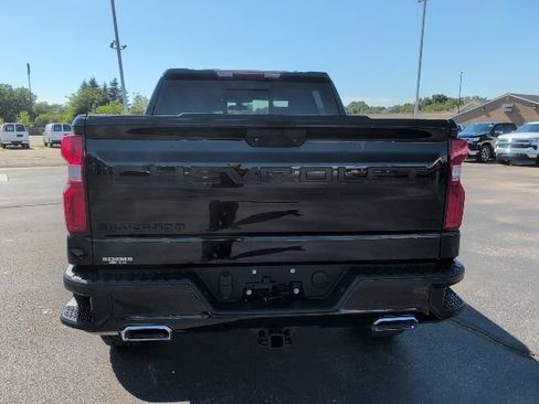 Used 2021 Chevrolet Silverado 1500 LT Trail Boss w/ Convenience Package II AWD/4WD image 6