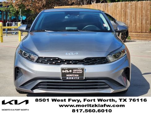 Certified 2022 Kia Forte LXS w/ LXS Technology Package FWD image 2