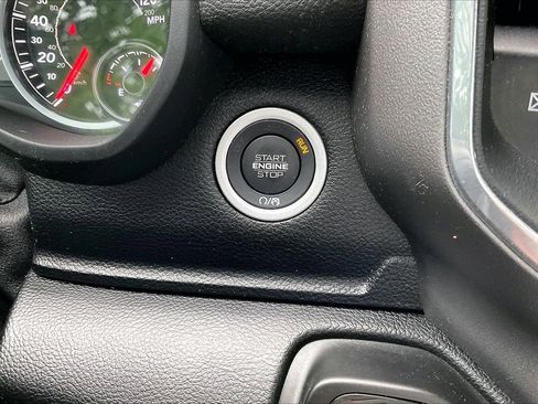 Used 2022 RAM 1500 Laramie w/ Sport Appearance Package AWD/4WD image 29