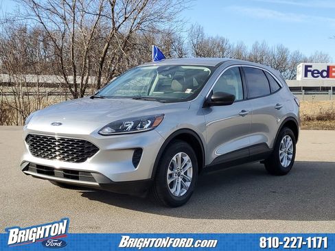 Certified 2022 Ford Escape SE w/ Convenience Package image 2