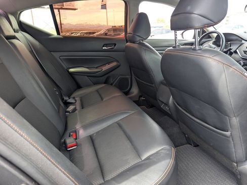 Used 2020 Nissan Altima 2.5 SR w/ Premium Package FWD image 32