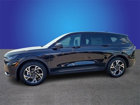 New 2024 Lincoln Nautilus Premier w/ Equipment Group 102A image 4