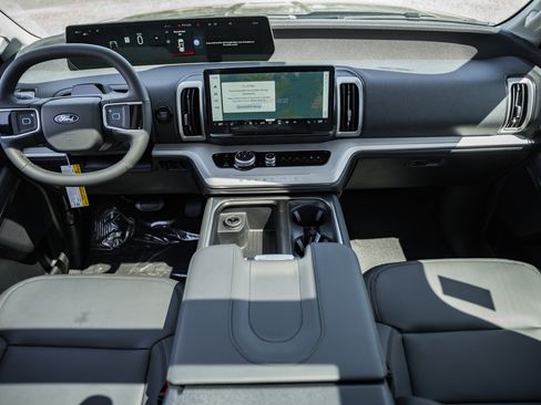 New 2026 Ford Expedition Max Active image 24