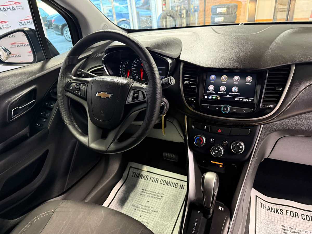 Used 2020 Chevrolet Trax LT AWD/4WD image 44
