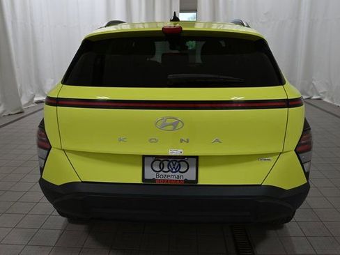 Used 2024 Hyundai Kona SEL image 11