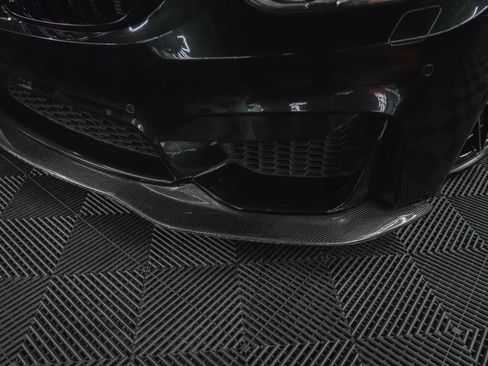 Used 2016 BMW M4 Convertible RWD image 4